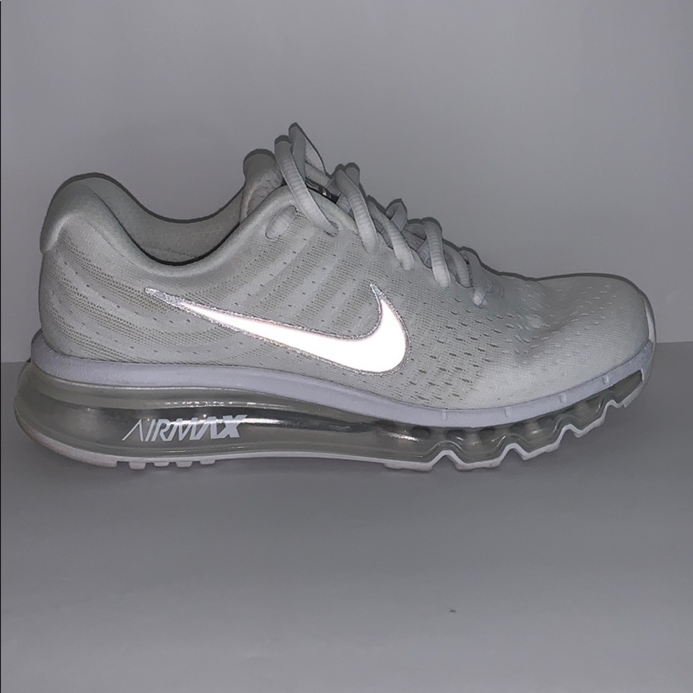 Nike Boys' Air Max 2017